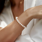 7.0-7.5mm Hanadama Akoya White Pearl Bracelet - Model Image
